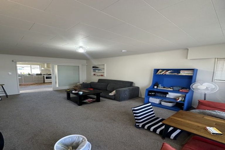 Photo of property in 1/3 Crichton Place, Taradale, Napier, 4112