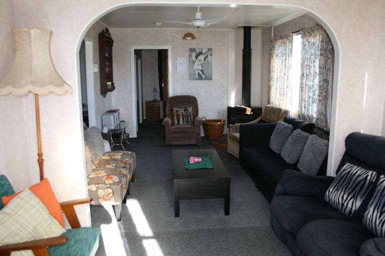 Photo of property in 9 Ruataniwha Road, Twizel, 7901