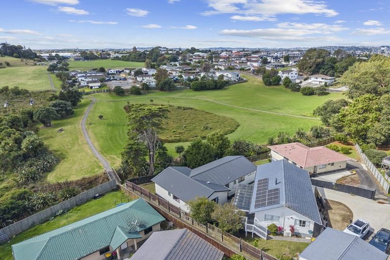 Photo of property in 1/72 Alabaster Drive, Papatoetoe, Auckland, 2025