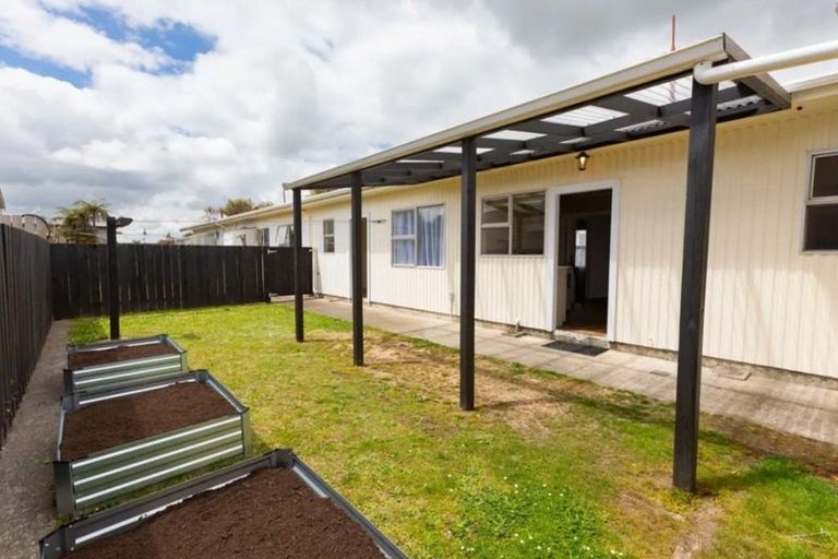 Photo of property in 2/222 High Street, Dannevirke, 4930