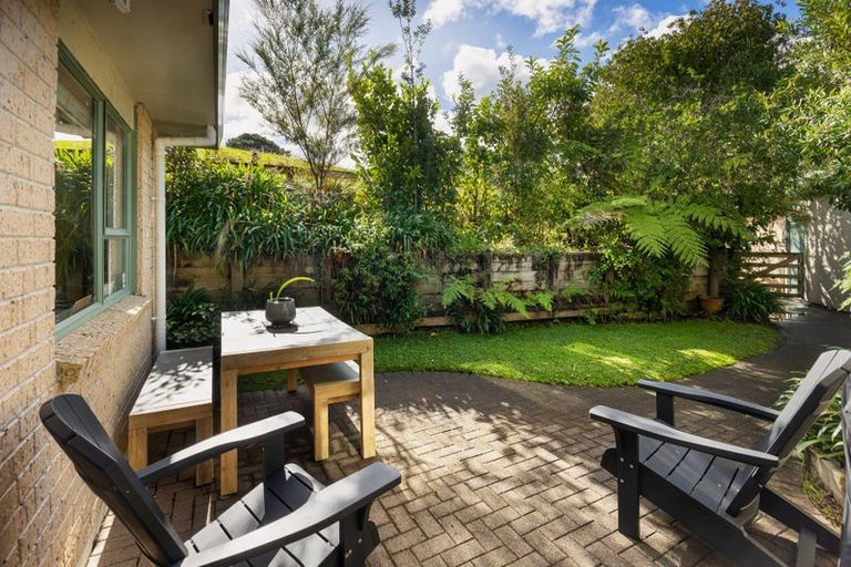 Photo of property in 1/199 Birdwood Road, Massey, Auckland, 0614