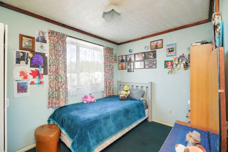 Photo of property in 72 Paisley Street, Kew, Invercargill, 9812