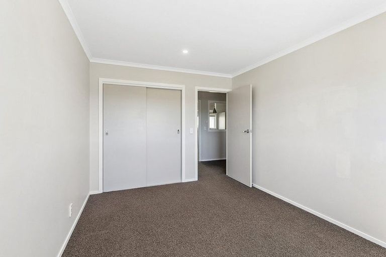 Photo of property in 9a Madeira Close, Whitby, Porirua, 5024