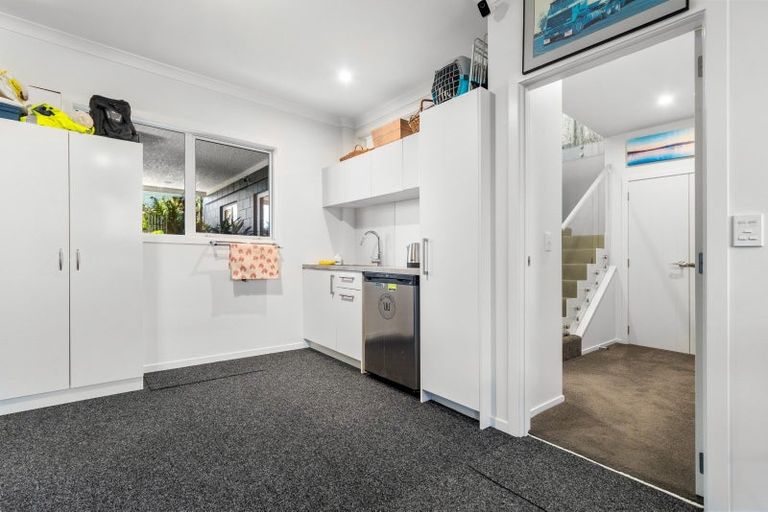 Photo of property in 6 Western Road, Otumoetai, Tauranga, 3110