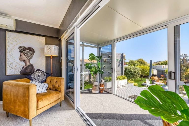 Photo of property in 39 Carey Street, Waitara, 4320