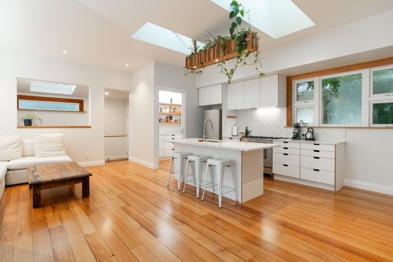 Photo of property in 1/121 Hataitai Road, Hataitai, Wellington, 6021