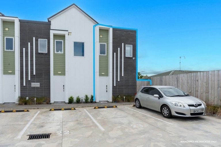 Photo of property in 24/10u Burrows Place, Frankton, Hamilton, 3204