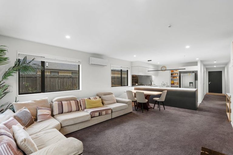 Photo of property in 21 Dalwood Crescent, Rolleston, 7614