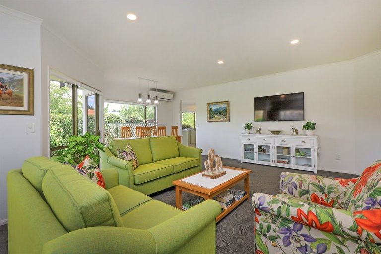 Photo of property in 15 Beaufort Mews, Taradale, Napier, 4112