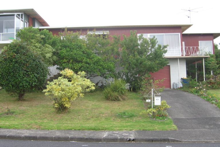 Photo of property in 1/1 Kaihu Street, Northcote, Auckland, 0627