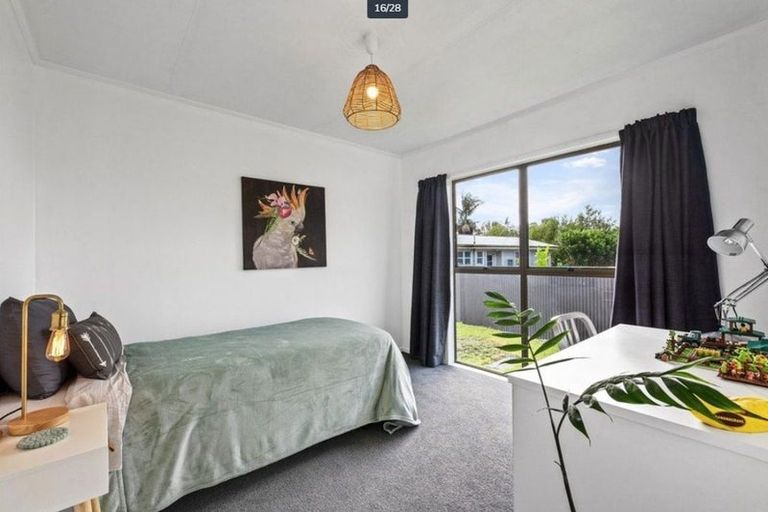 Photo of property in 1 Mcshane Street, Pukekohe, 2120