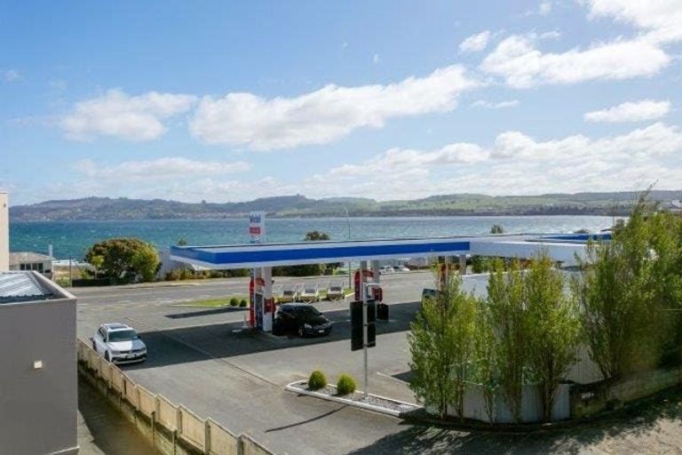 Photo of property in 206a Lake Terrace, Hilltop, Taupo, 3330
