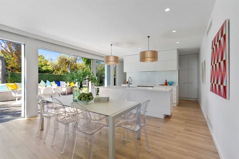 Photo of property in 7 Nightingale Place, Papanui, Christchurch, 8053