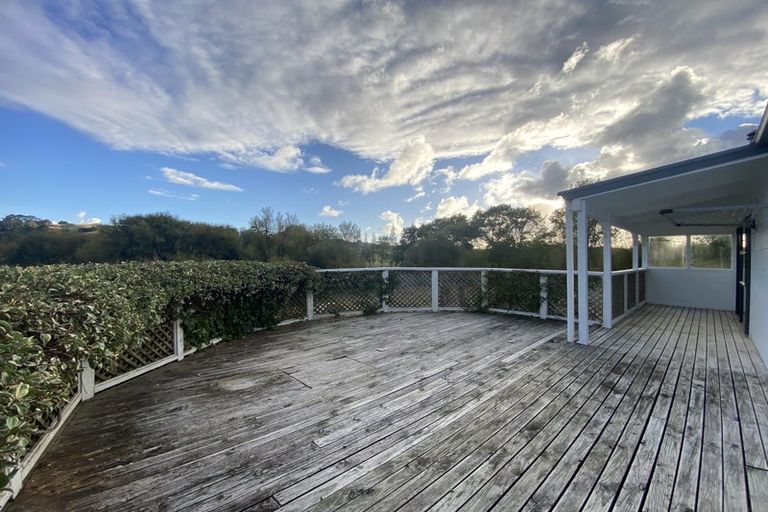 Photo of property in 638 Kahikatea Flat Road, Waitoki, Kaukapakapa, 0871