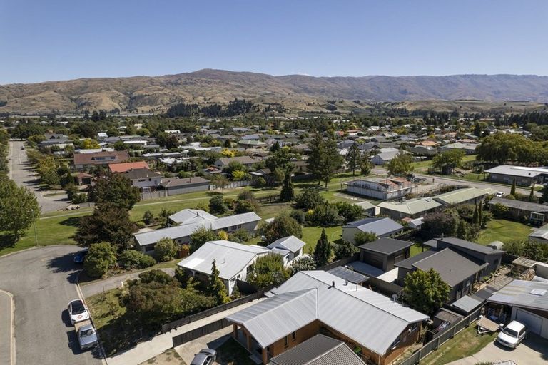 Photo of property in 63a Donegal Street, Cromwell, 9310