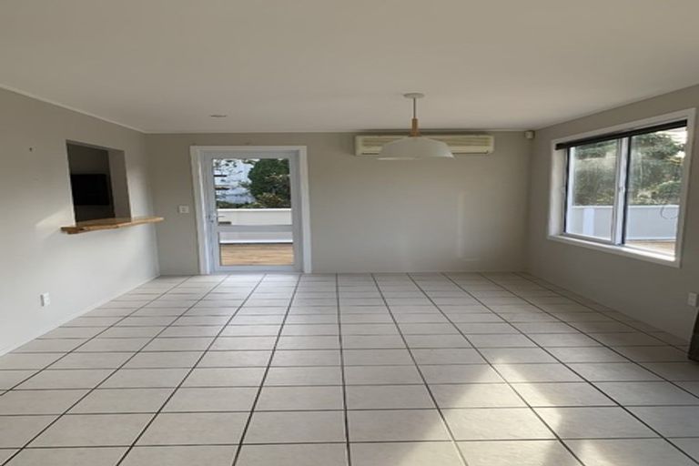 Photo of property in 2 Martin Street, Waikanae, 5036