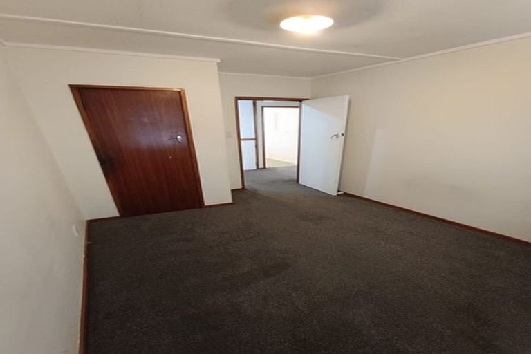 Photo of property in 2 Joseph Grove, Elderslea, Upper Hutt, 5018