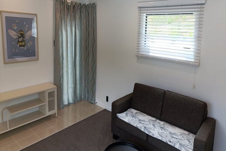 Photo of property in 4 Bewley Avenue, Macandrew Bay, Dunedin, 9014