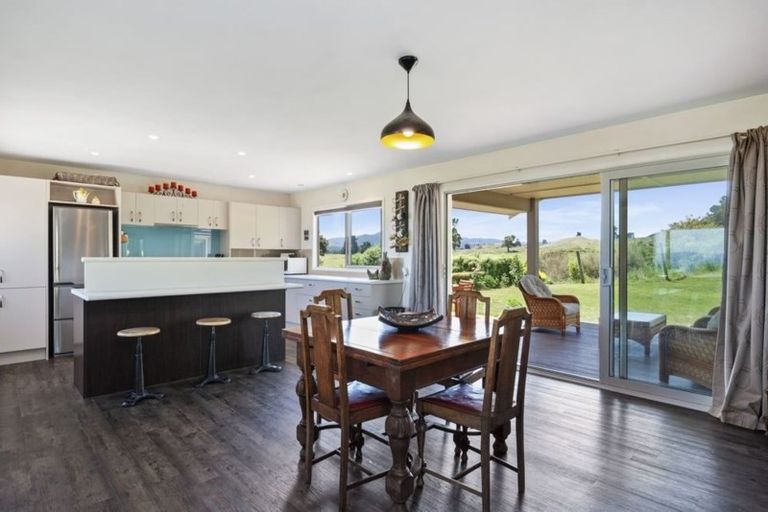 Photo of property in 33 Bodes Lane, Kinloch, Taupo, 3377