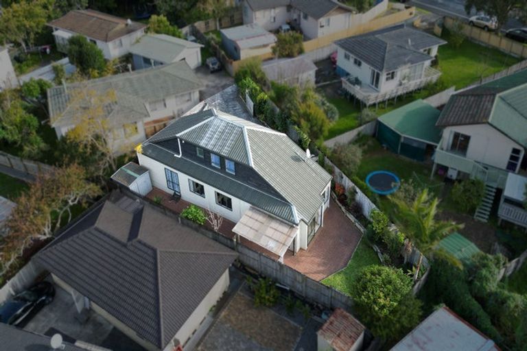 Photo of property in 2/148 Pigeon Mountain Road, Half Moon Bay, Auckland, 2012