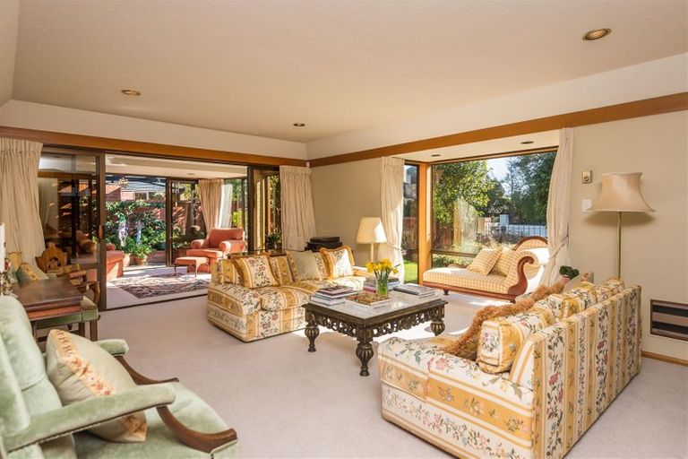 Photo of property in 2a Wai-iti Terrace, Burnside, Christchurch, 8053