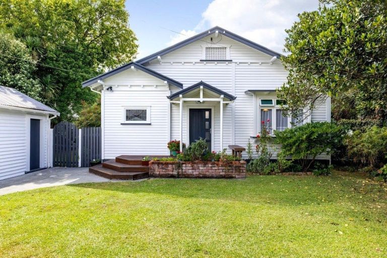 Photo of property in 16 Union Street, Claudelands, Hamilton, 3214