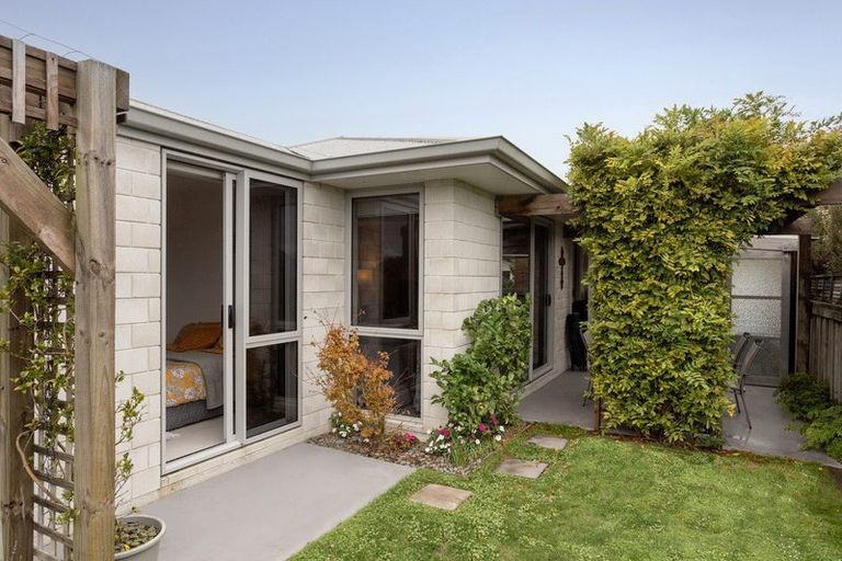 Photo of property in 3 Taioma Close, Papamoa, 3118