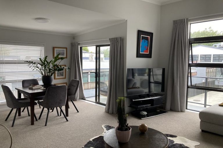 Photo of property in 17u4 Cook Street, Hamilton East, Hamilton, 3216