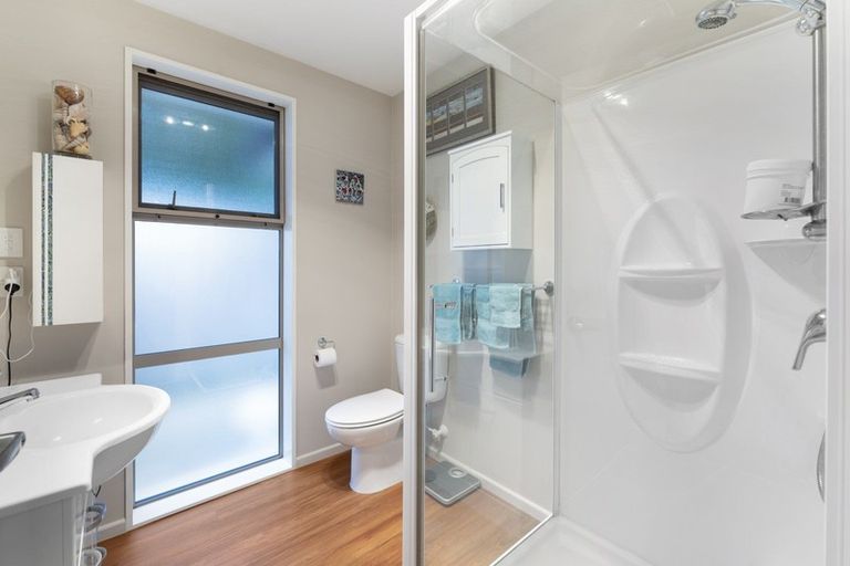 Photo of property in 2/62 Radley Street, Woolston, Christchurch, 8023