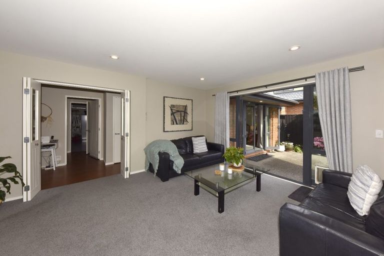 Photo of property in 37 Mcmahon Drive, Aidanfield, Christchurch, 8025