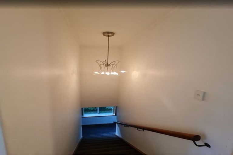 Photo of property in 51 Albemarle Road, Northland, Wellington, 6012