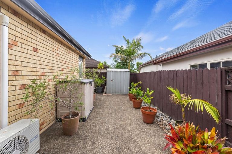 Photo of property in 17 Espalier Drive, Henderson, Auckland, 0612