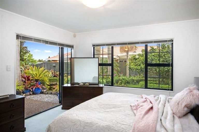 Photo of property in 1 Cloverlea Place, Pukekohe, 2120