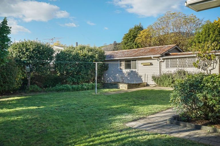 Photo of property in 2/25 Manson Avenue, Stoke, Nelson, 7011