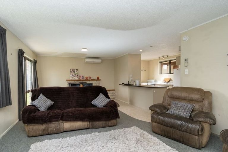 Photo of property in 24a Cotton Street, St Andrews, Hamilton, 3200