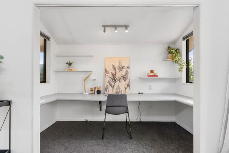 Photo of property in 21 Sheridan Crescent, Trentham, Upper Hutt, 5018