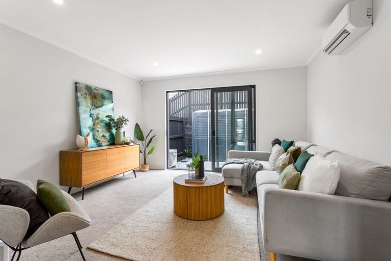 Photo of property in 19 Hema Road, Hobsonville, Auckland, 0616