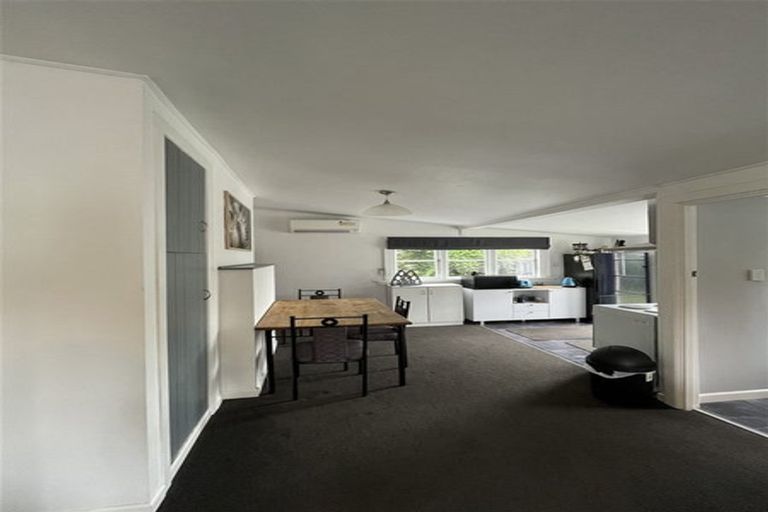 Photo of property in 11 Seymour Street, Hornby, Christchurch, 8042