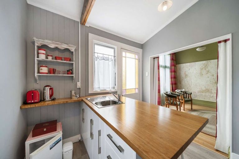 Photo of property in 1 Greta Street, South Hill, Oamaru, 9400