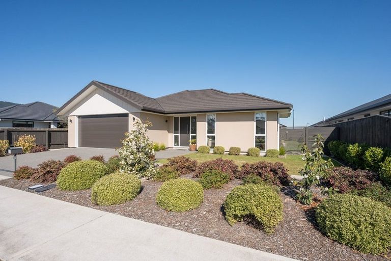 Photo of property in 24 Oakdale Grove, Richmond, 7020