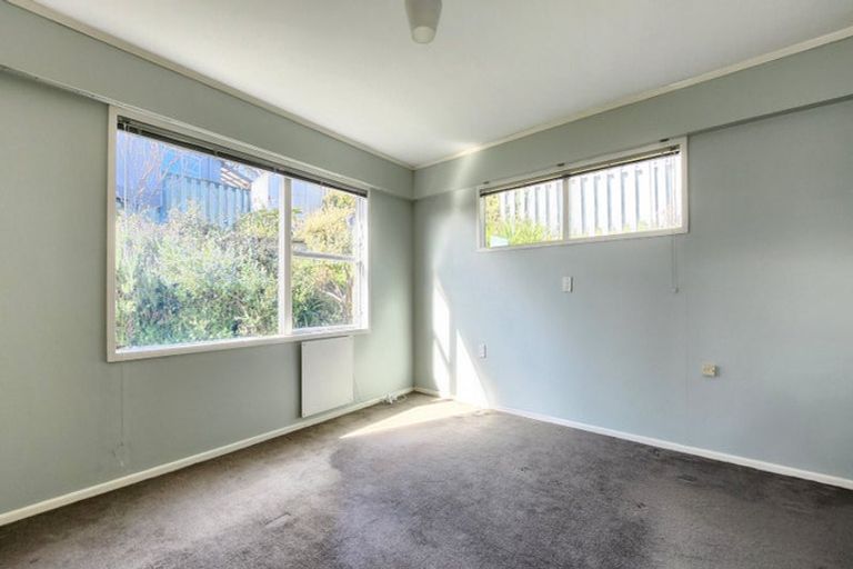 Photo of property in 7 Chisbury Street, Churton Park, Wellington, 6037