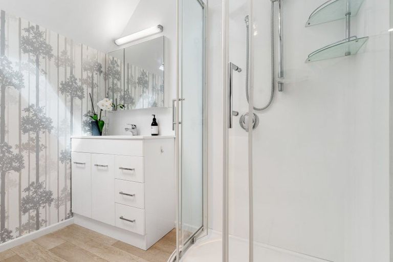 Photo of property in 43 Mcmaster Street, Greytown, 5712