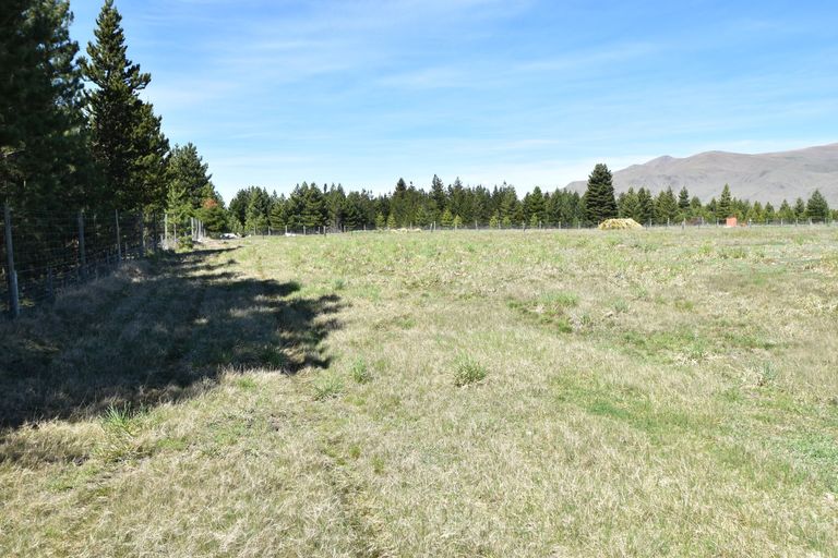 Photo of property in 5 Harris Place, Twizel, 7901