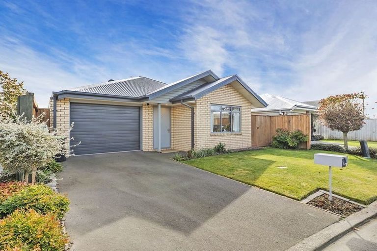 Photo of property in 16 Venerable Terrace, Yaldhurst, Christchurch, 8042