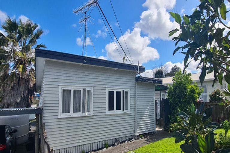 Photo of property in 29 Penton Road, Stanmore Bay, Whangaparaoa, 0932