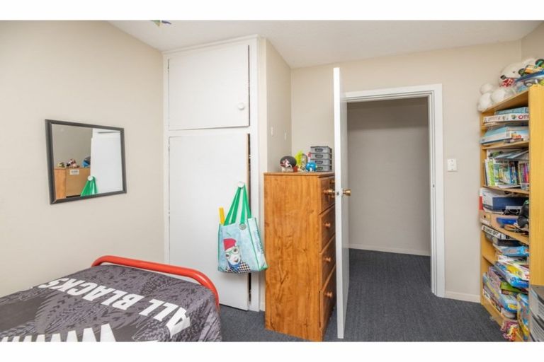 Photo of property in 41 Oldwood Street, Bishopdale, Christchurch, 8053