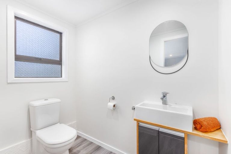 Photo of property in 5 Mamaku Street, Paraparaumu, 5032