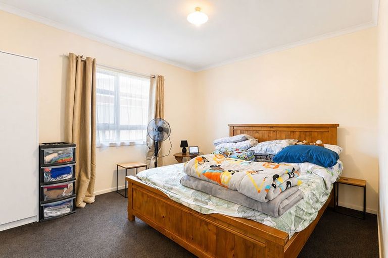 Photo of property in 6 Corsair Place, Melville, Hamilton, 3206