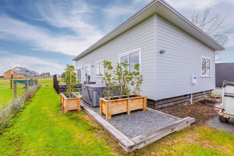 Photo of property in 417 Racecourse Road, Waipukurau, 4282