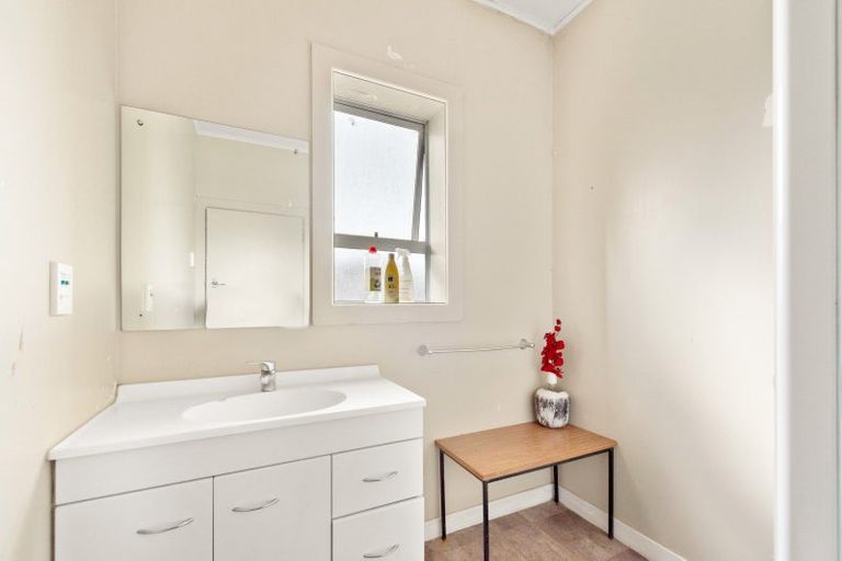 Photo of property in 34 Kent Street, Riversdale, 9776